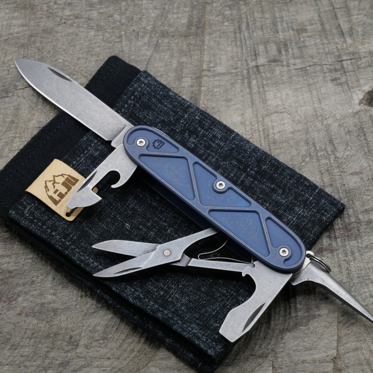 Li.JU MOD - TITAN - TRIANGLE - anodisiert used stonewashed - PIONEER-X - Titan Grade 5  (Ti 6AI 4V)  - 93mm